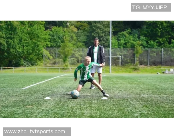 足球运动员速度的科学解析与提升训练方法探讨